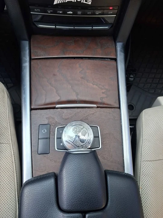 2015 Mercedes-Benz W212 E-Class - Image 8 of 11