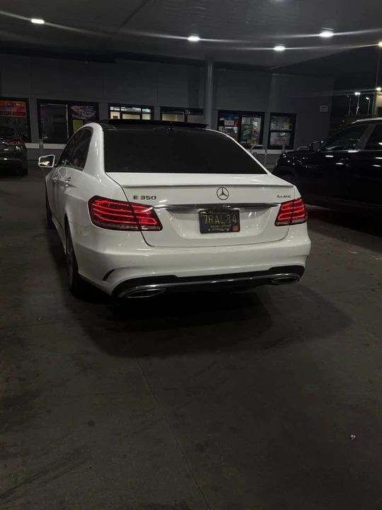 2015 Mercedes-Benz W212 E-Class - Image 2 of 4