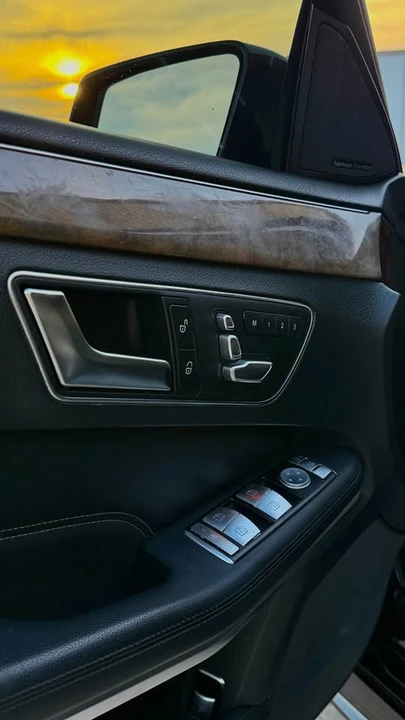 2015 Mercedes-Benz W212 E-Class - Image 9 of 16