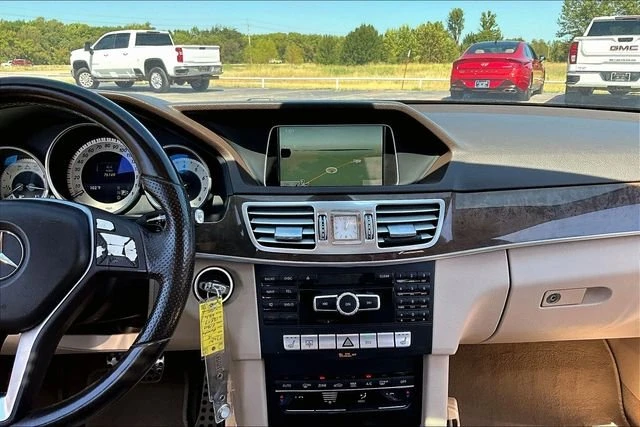 2015 Mercedes-Benz W212 E-Class - Image 9 of 20