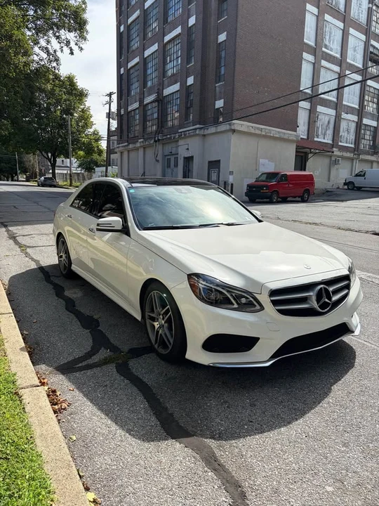 2015 Mercedes-Benz W212 E-Class - Image 3 of 8