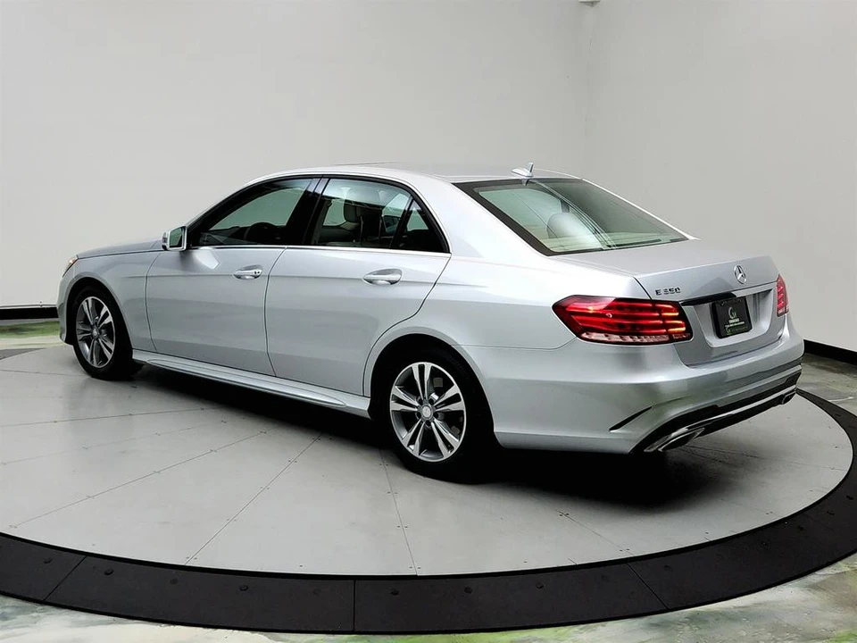 2015 Mercedes-Benz W212 E-Class - Image 7 of 12