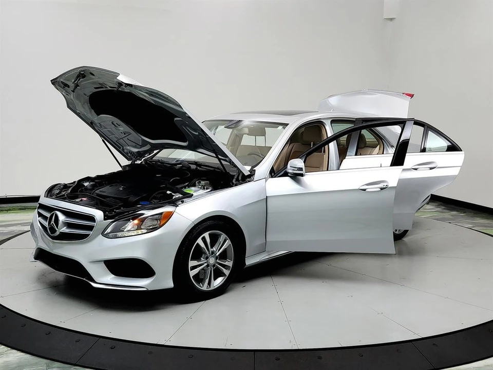 2015 Mercedes-Benz W212 E-Class - Image 9 of 12