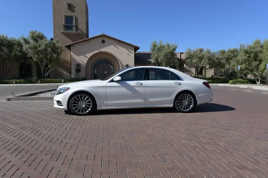 2015 Mercedes-Benz S-Class S550