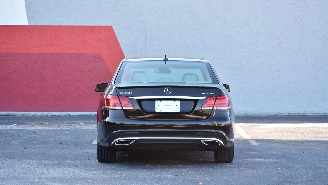 2015 Mercedes-Benz W212 E-Class - Image 13 of 31