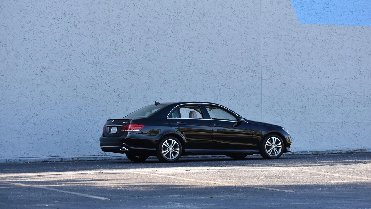 2015 Mercedes-Benz W212 E-Class - Image 11 of 31
