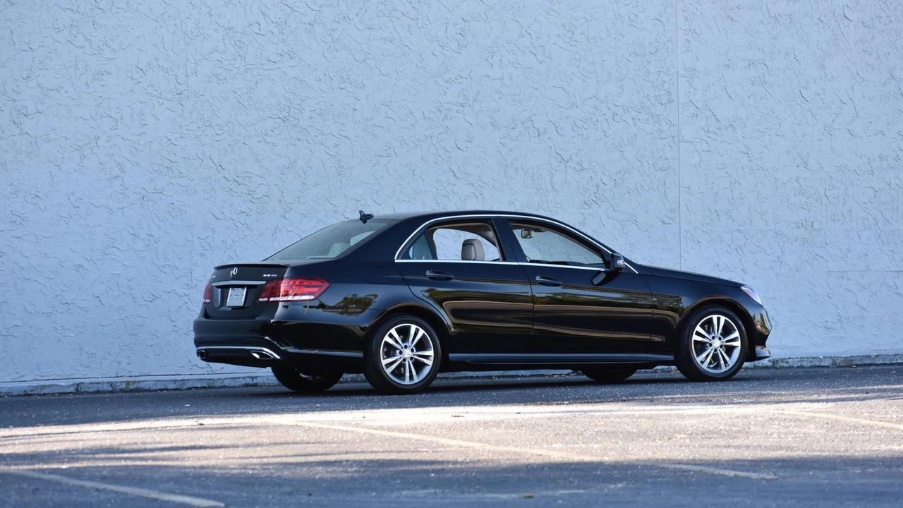 2015 Mercedes-Benz W212 E-Class - Image 12 of 31