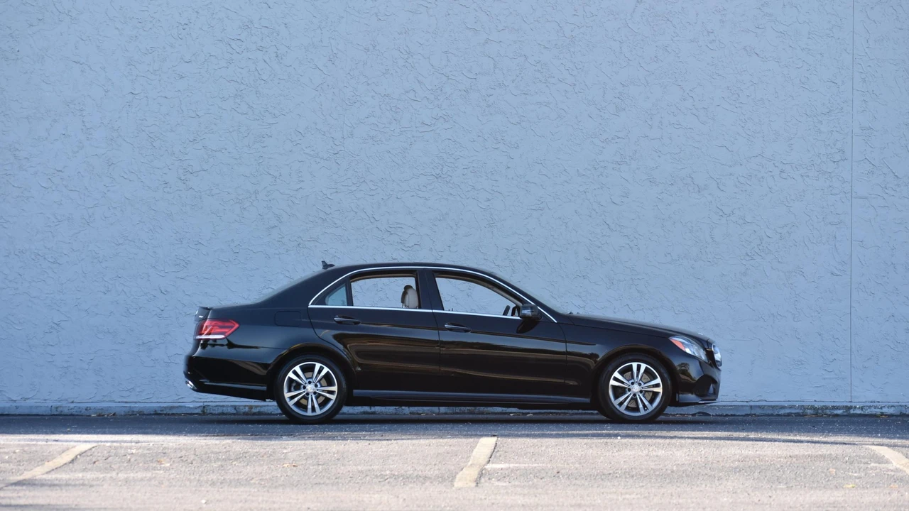 2015 Mercedes-Benz W212 E-Class - Image 9 of 31