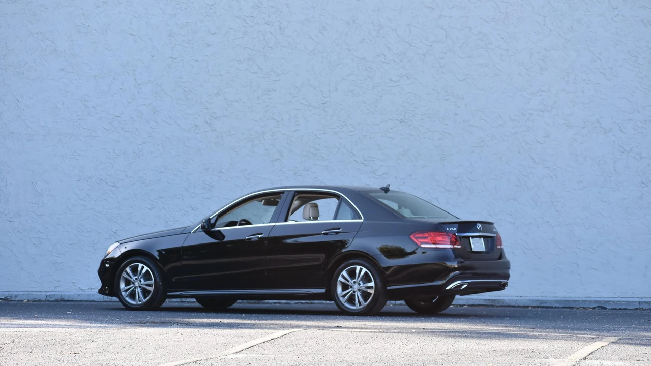 2015 Mercedes-Benz W212 E-Class - Image 15 of 31