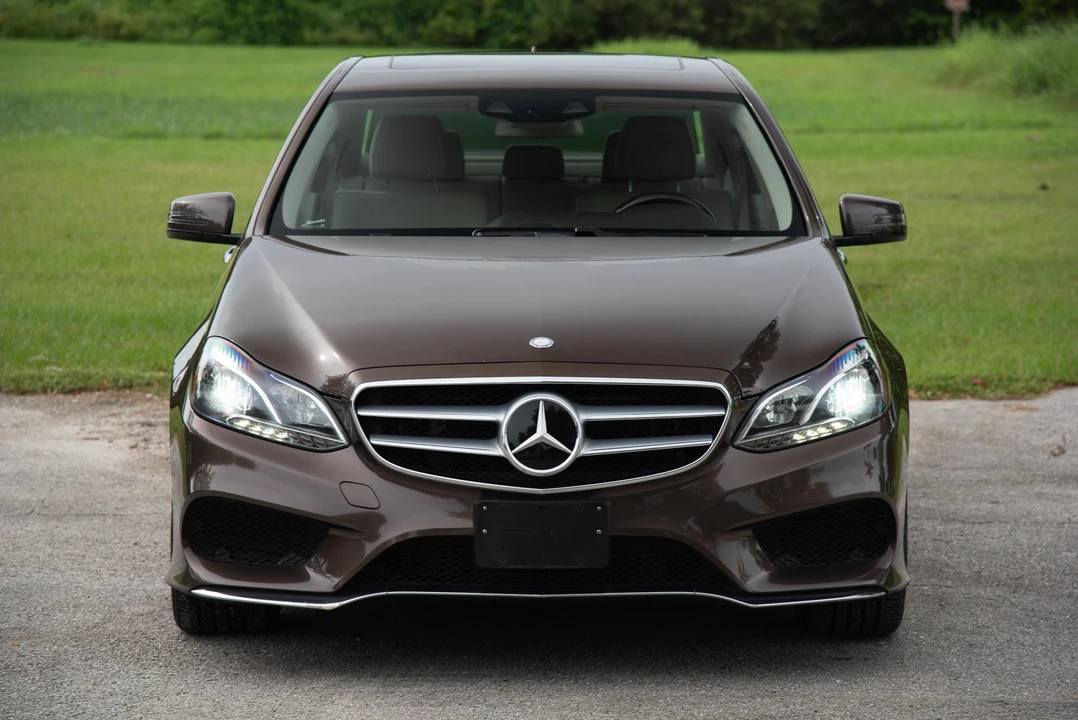 2015 Mercedes-Benz W212 E-Class - Image 2 of 31