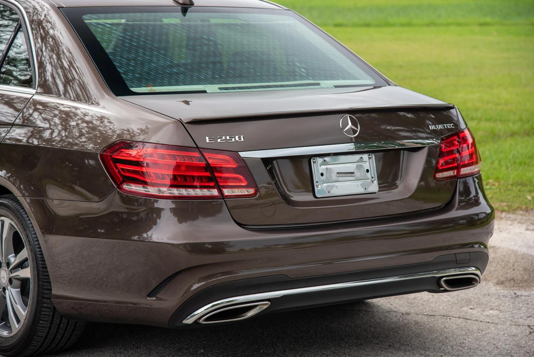 2015 Mercedes-Benz W212 E-Class - Image 25 of 31