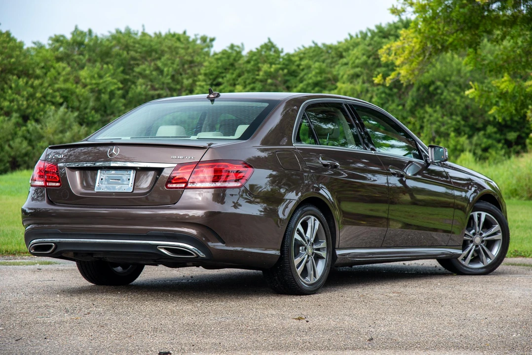 2015 Mercedes-Benz W212 E-Class - Image 13 of 31