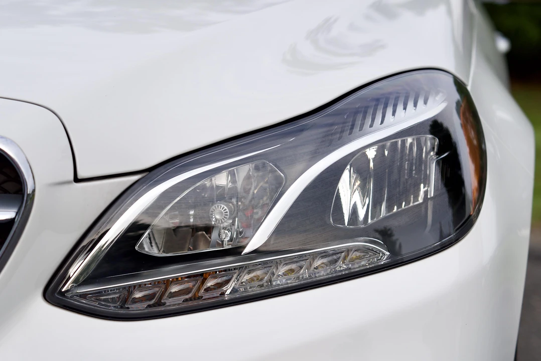 2015 Mercedes-Benz W212 E-Class - Image 18 of 31