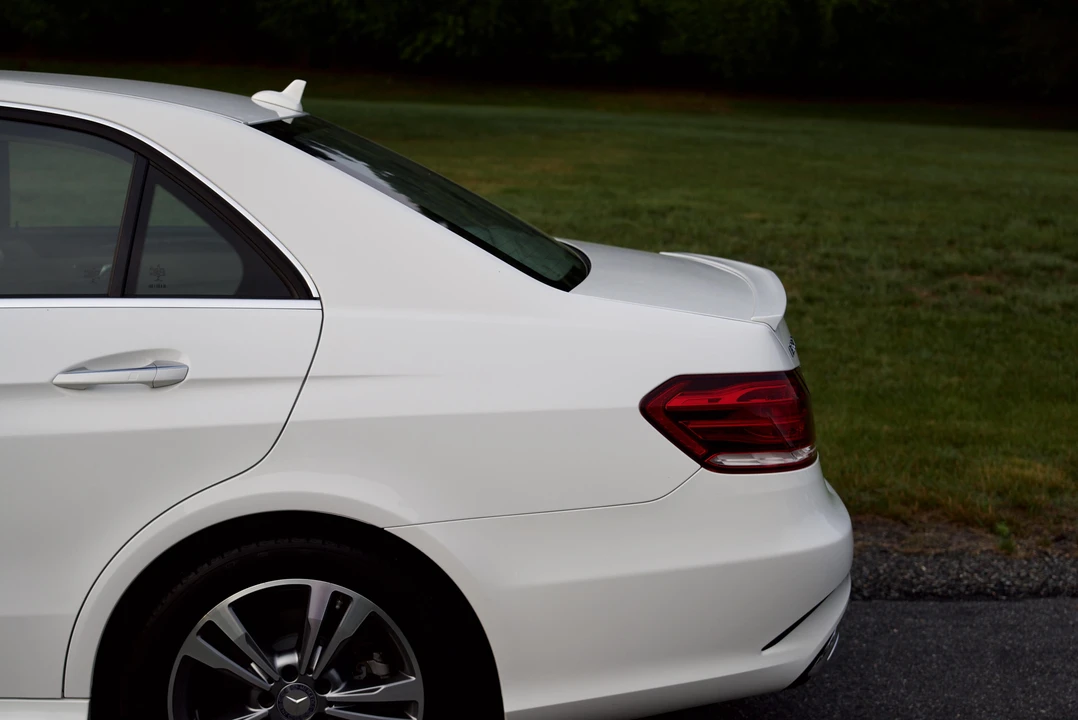 2015 Mercedes-Benz W212 E-Class - Image 26 of 31