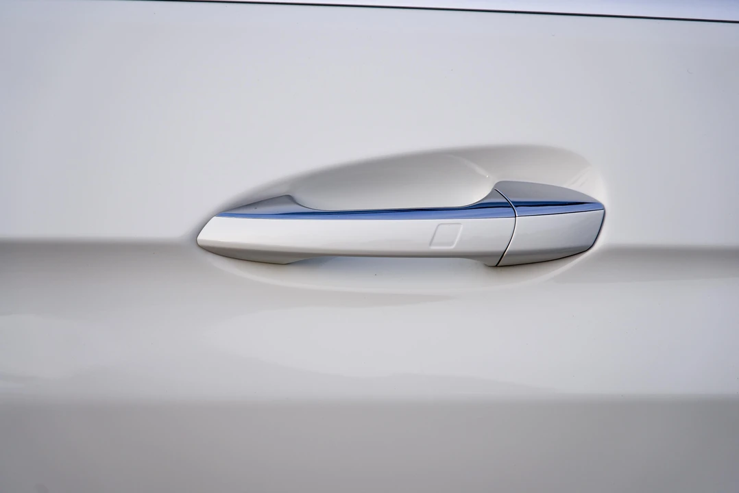 2015 Mercedes-Benz W212 E-Class - Image 25 of 31
