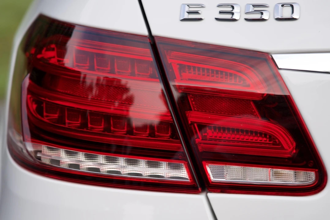 2015 Mercedes-Benz W212 E-Class - Image 30 of 31