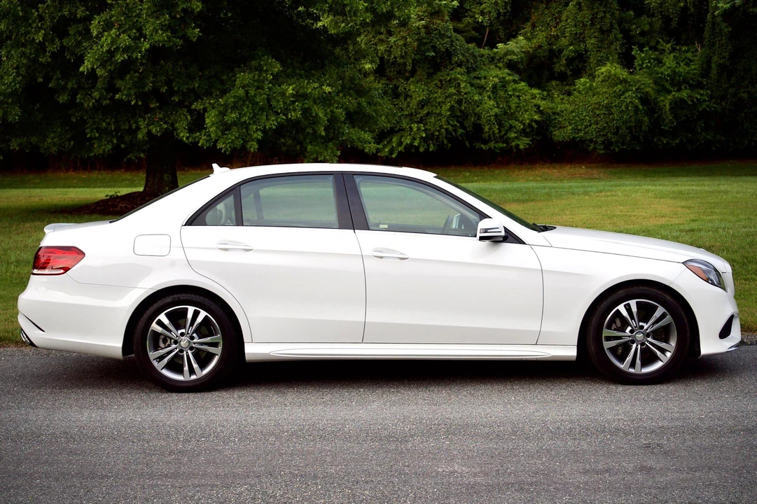 2015 Mercedes-Benz W212 E-Class - Image 3 of 31