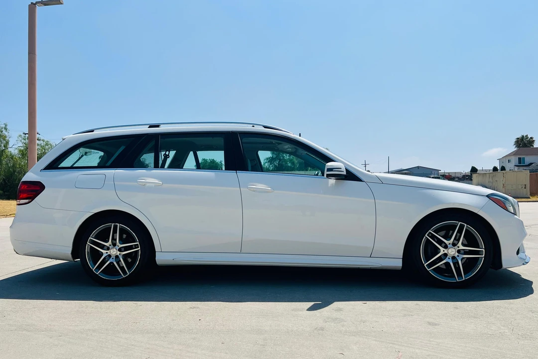 2015 Mercedes-Benz W212 E-Class - Image 3 of 31