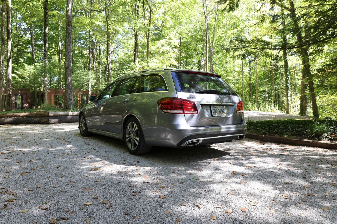 2015 Mercedes-Benz W212 E-Class - Image 12 of 31