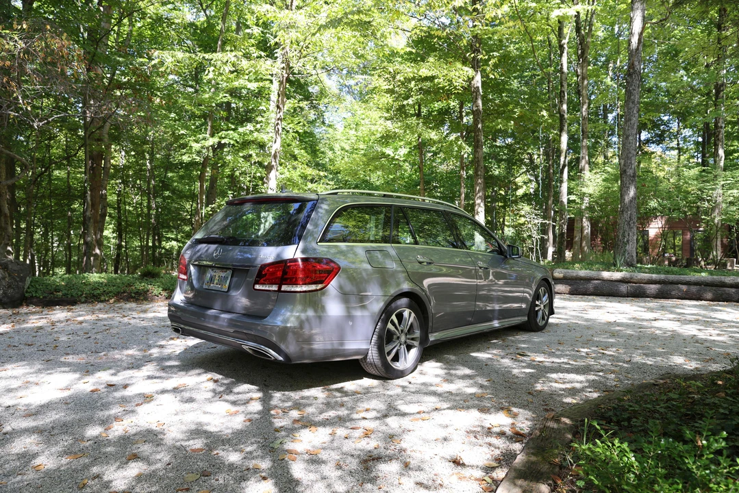 2015 Mercedes-Benz W212 E-Class - Image 14 of 31