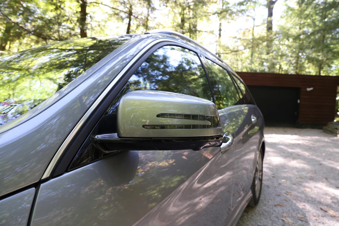 2015 Mercedes-Benz W212 E-Class - Image 25 of 31