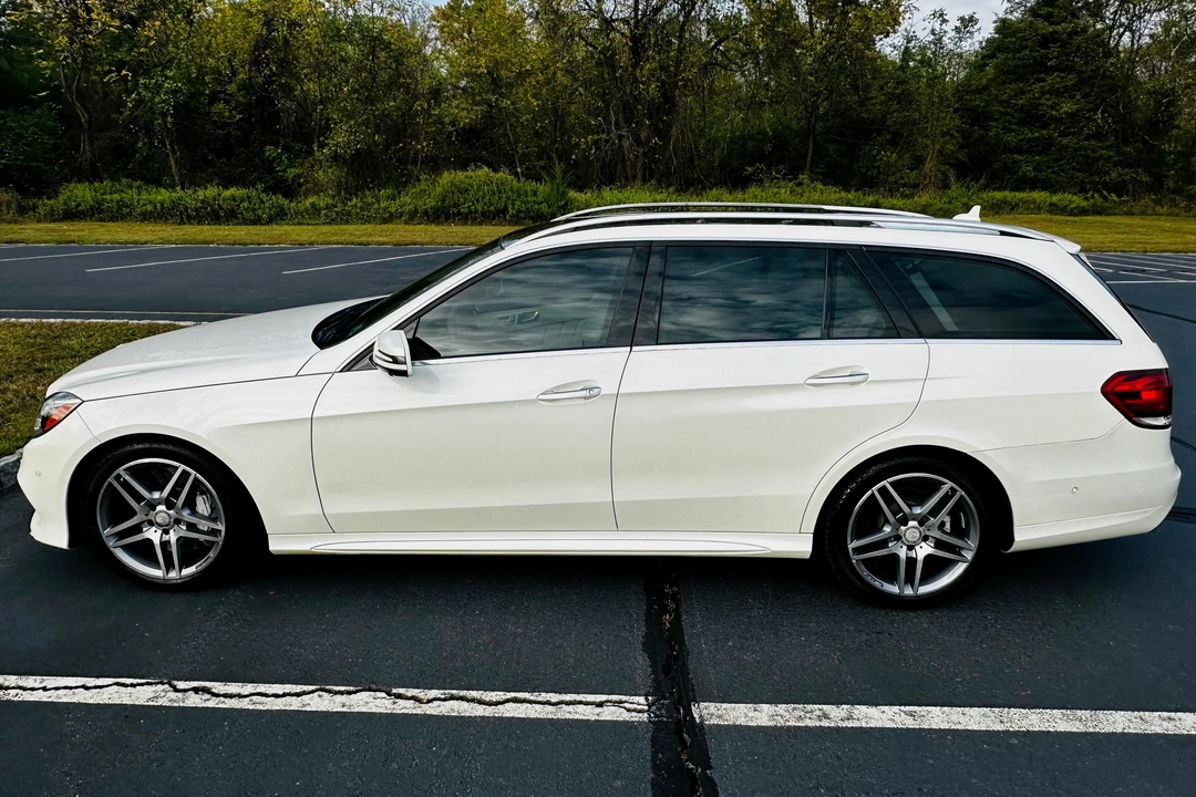 2015 Mercedes-Benz W212 E-Class - Image 3 of 31