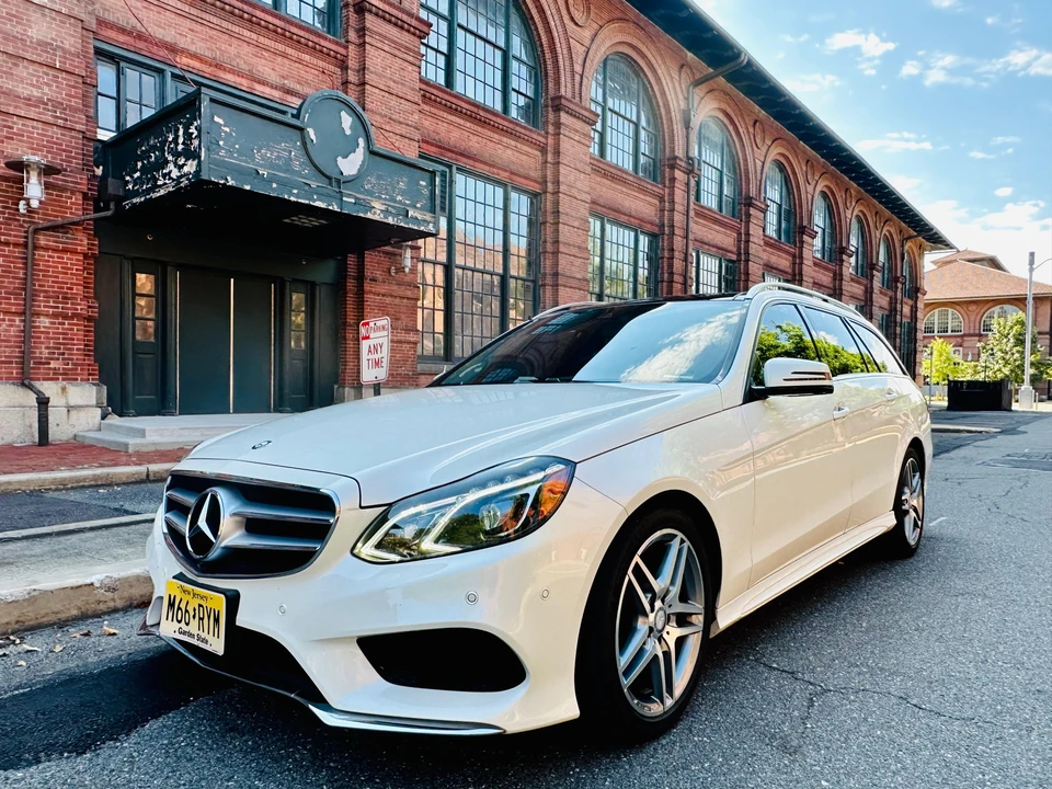 2015 Mercedes-Benz W212 E-Class - Image 13 of 31