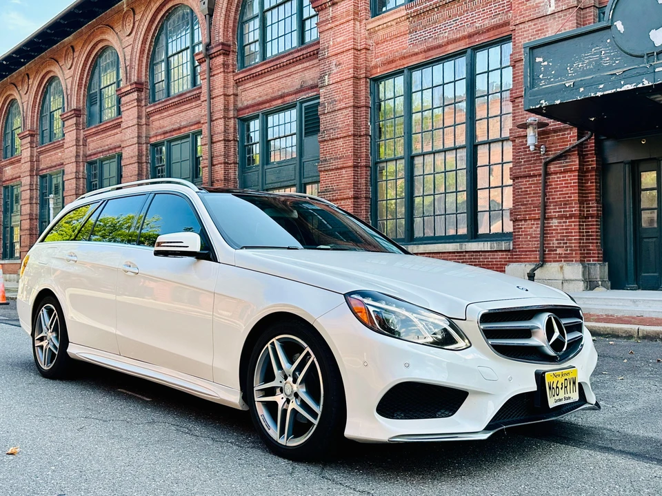 2015 Mercedes-Benz W212 E-Class - Image 29 of 31