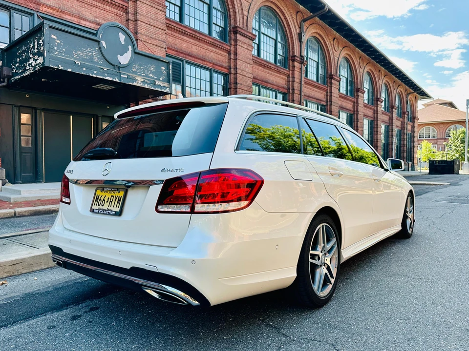 2015 Mercedes-Benz W212 E-Class - Image 24 of 31