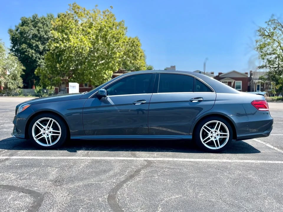 2015 Mercedes-Benz W212 E-Class - Image 2 of 18