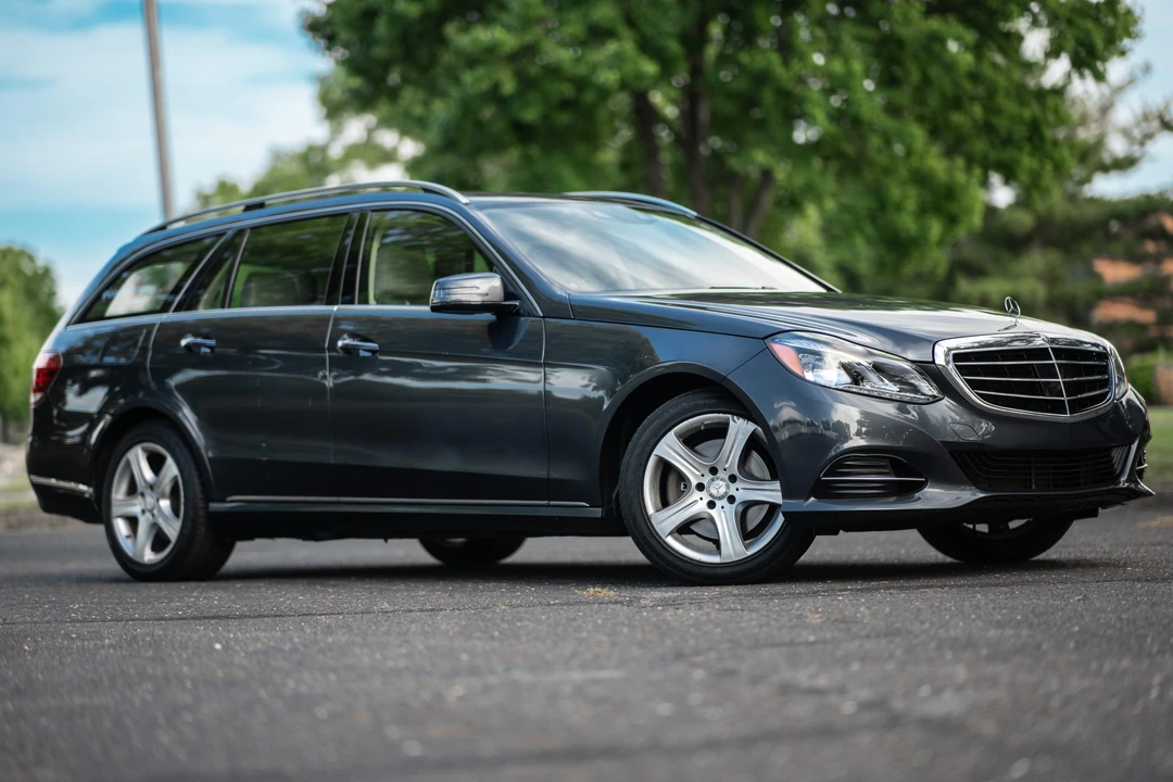 2015 Mercedes-Benz W212 E-Class - Image 25 of 31