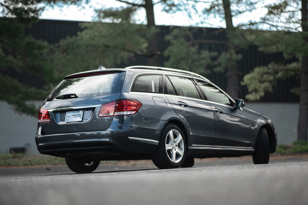 2015 Mercedes-Benz W212 E-Class - Image 17 of 31