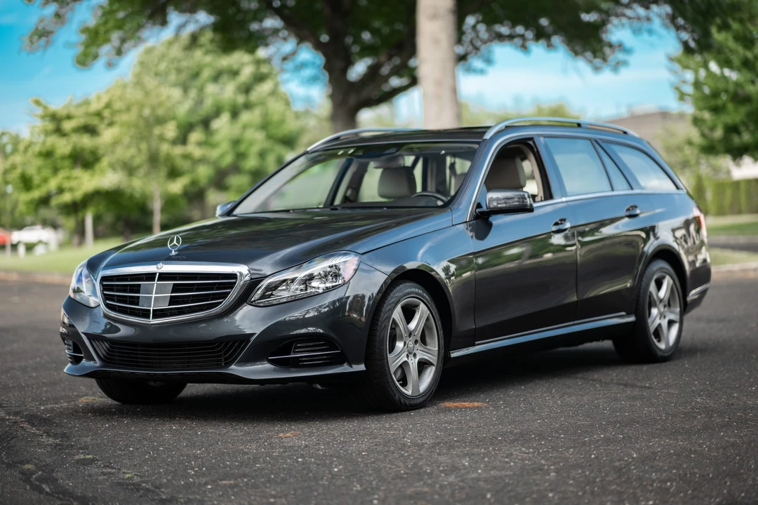 2015 Mercedes-Benz W212 E-Class - Image 2 of 31
