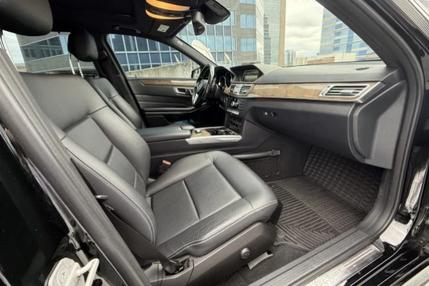 2015 Mercedes-Benz W212 E-Class - Image 4 of 8