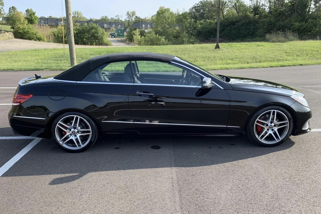2015 Mercedes-Benz C207/A207 E-Class Coupe & Convertible - Image 2 of 17