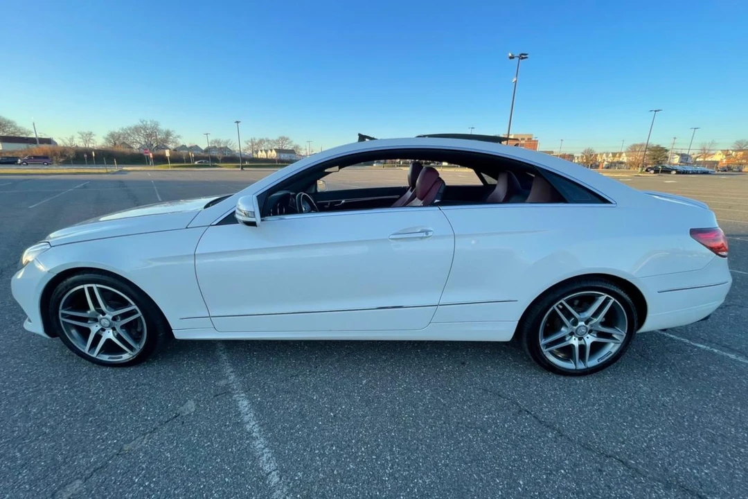 2015 Mercedes-Benz C207/A207 E-Class Coupe & Convertible - Image 9 of 31