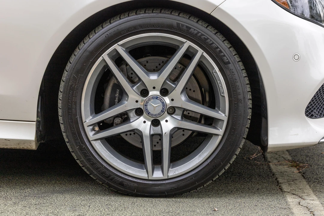 2015 Mercedes-Benz W212 E-Class - Image 27 of 31