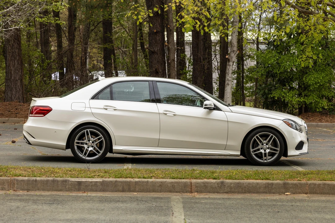 2015 Mercedes-Benz W212 E-Class - Image 8 of 31