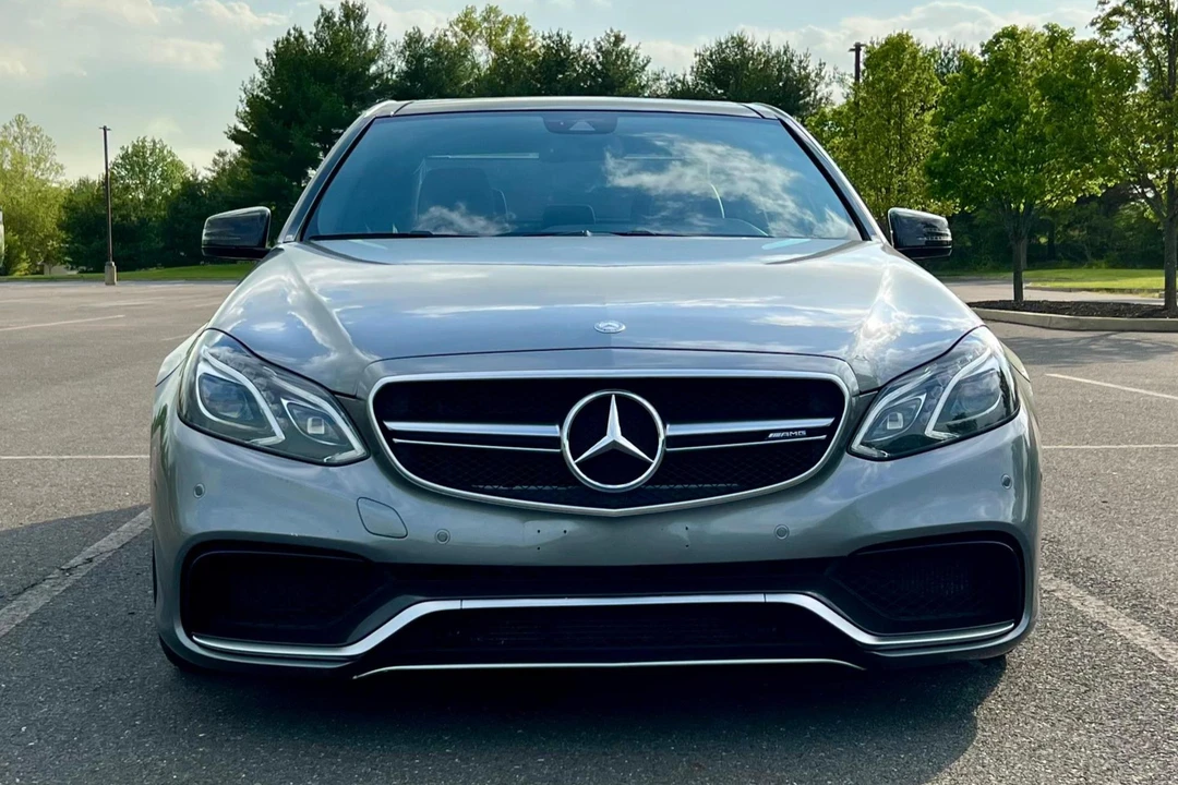2015 Mercedes-Benz W212 E 63 AMG - Image 2 of 31