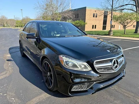 2015 Mercedes-Benz E63S AMG