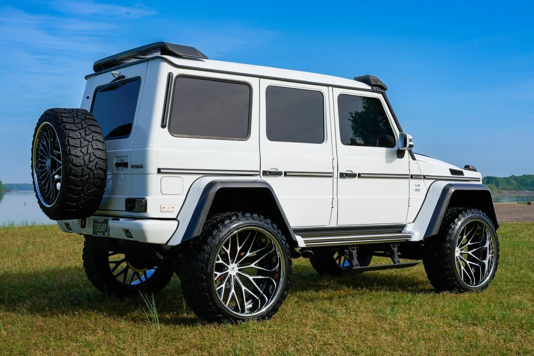 2015 Mercedes-Benz W463 G 36 & G 55 & G 63 & G 65 AMG 1st Gen - Image 4 of 31