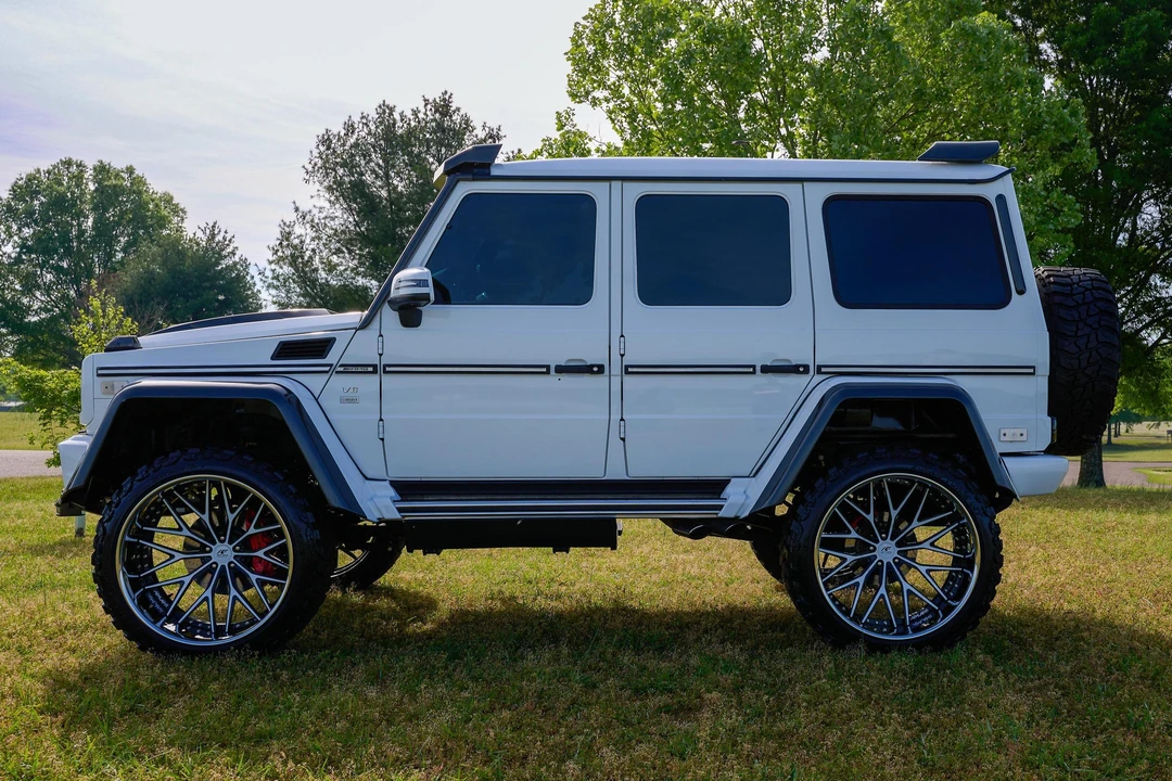 2015 Mercedes-Benz W463 G 36 & G 55 & G 63 & G 65 AMG 1st Gen - Image 3 of 31