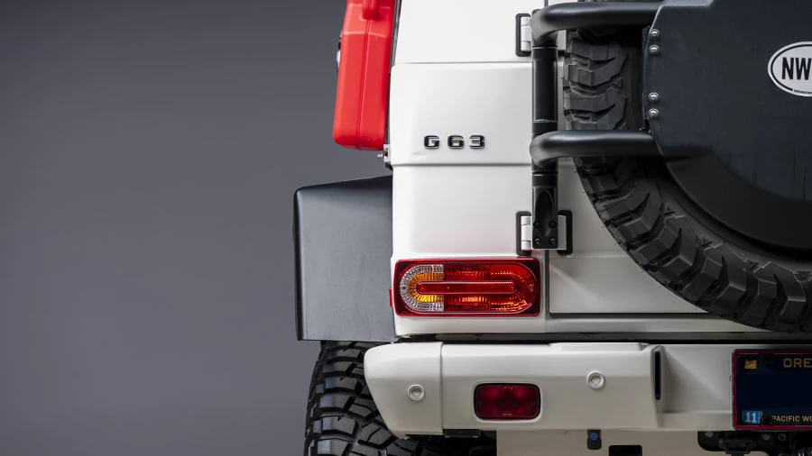 2015 Mercedes-Benz W463 G 36 & G 55 & G 63 & G 65 AMG 1st Gen - Image 15 of 31