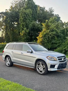 2015 Mercedes-Benz GL-Class GL 550 4MATIC Sport Utility 4D