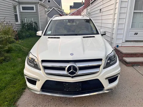2015 Mercedes-Benz GL-Class GL 550 4MATIC Sport Utility 4D