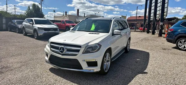 2015 Mercedes-Benz GL-Class GL 550 4MATIC Sport Utility 4D