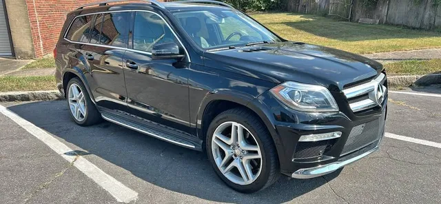 2015 Mercedes-Benz GL-Class GL 550 4MATIC Sport Utility 4D