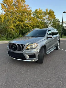 2015 Mercedes-Benz GL-Class GL 550 Sport Utility 4D