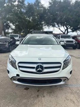 2015 Mercedes-Benz GLA 250
