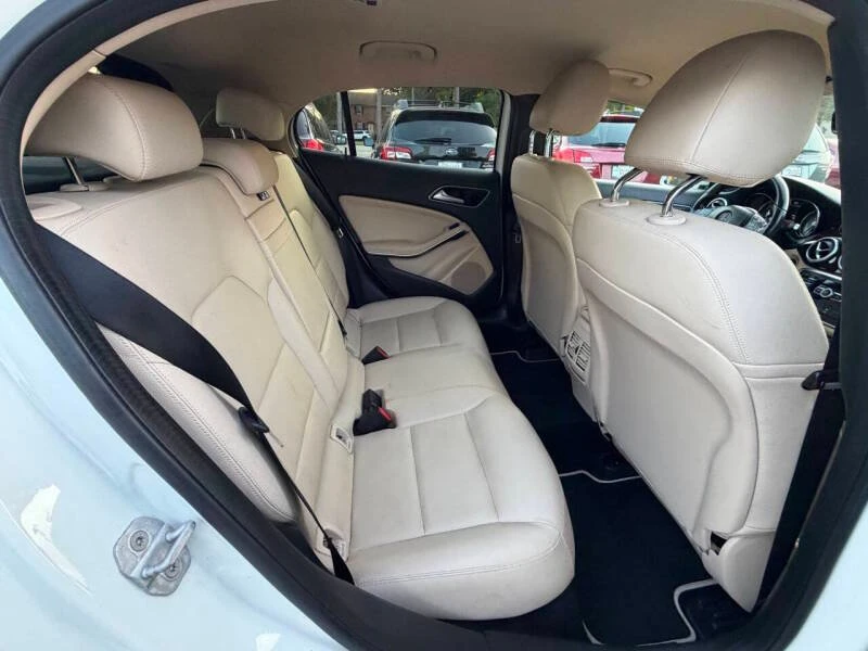 2015 Mercedes-Benz X156 GLA - Image 12 of 19